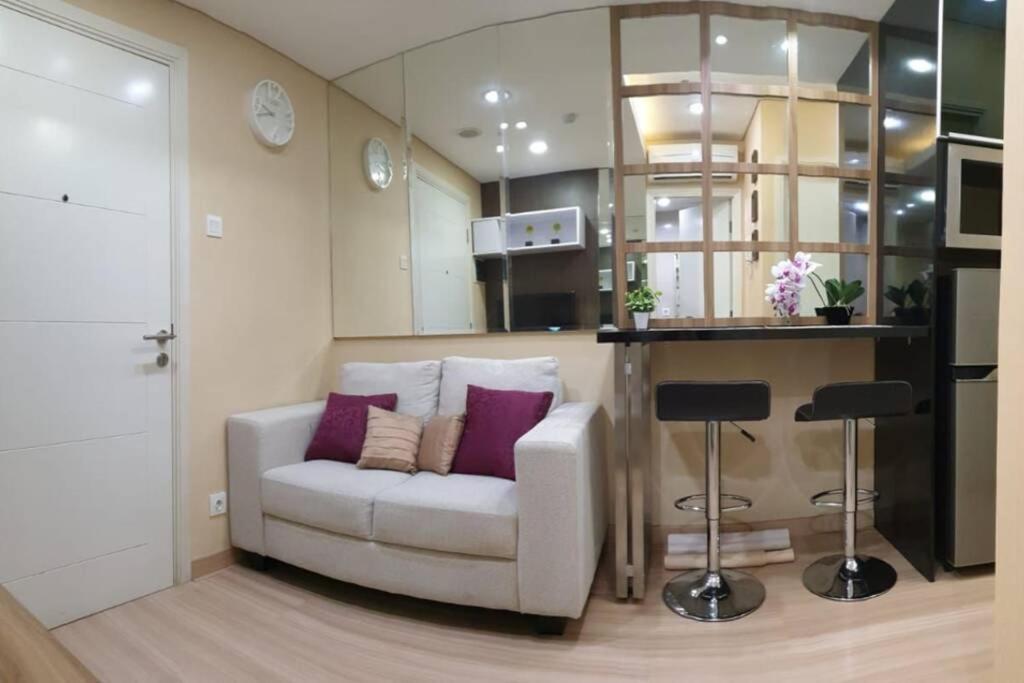 1 Bedroom Apartment Near Central Park Mall Джакарта Экстерьер фото
