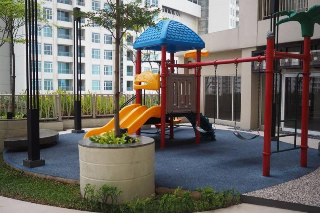 1 Bedroom Apartment Near Central Park Mall Джакарта Экстерьер фото